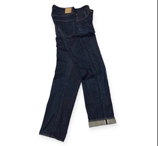 (Category: ) located in . Submitted by Thethebaju (Listing ID 1239811426, Image 1). Description: .