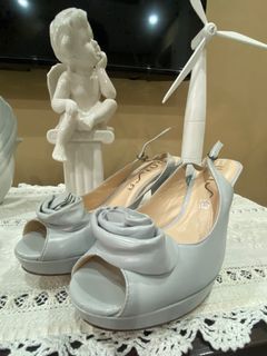 UNISA Womens Platform Sandals Shoes  EU 40 Grey Leather Slingback Peep toe