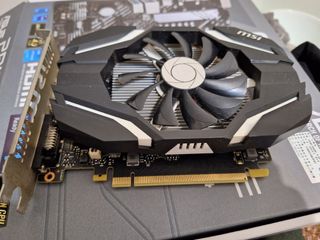由 bkb666 (刊登 ID 1240001749，圖片 1) 提交，位於 的 (類別：)，說明：。