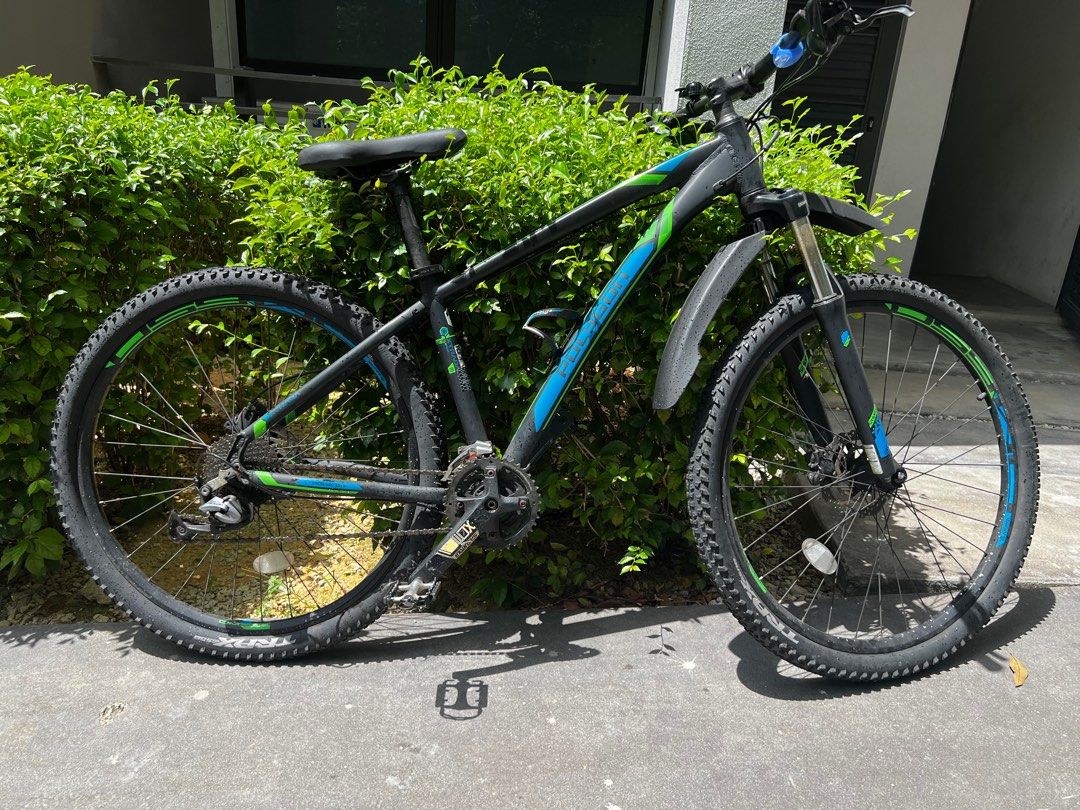 2017 Polygon Xtrada 3.0 S 27.5 inch Hardtail Mountain Bike MTB