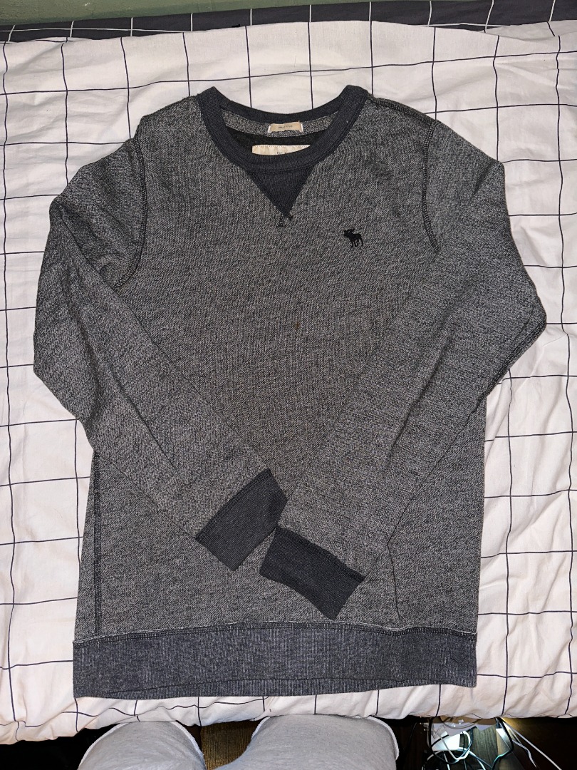 Abercrombie and fitch jumper clearance