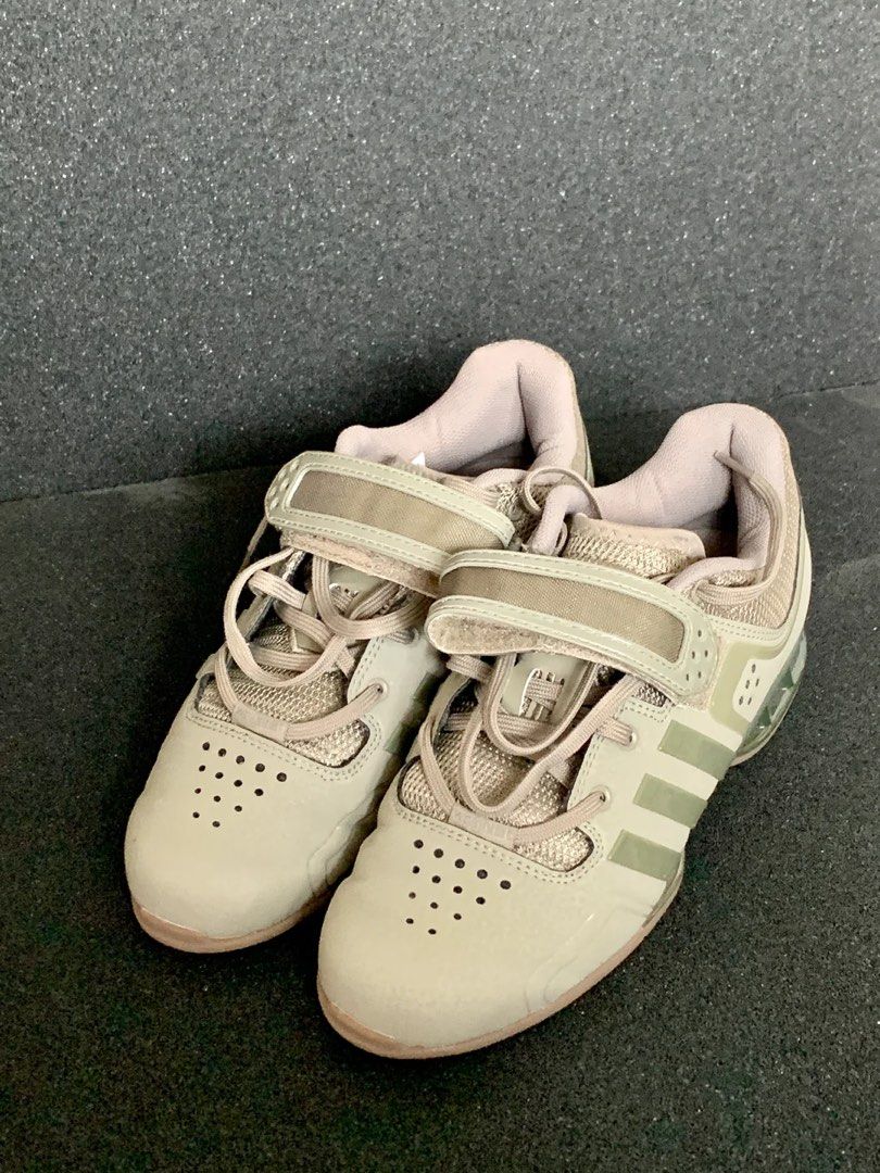 Adidas adipower trace cargo top