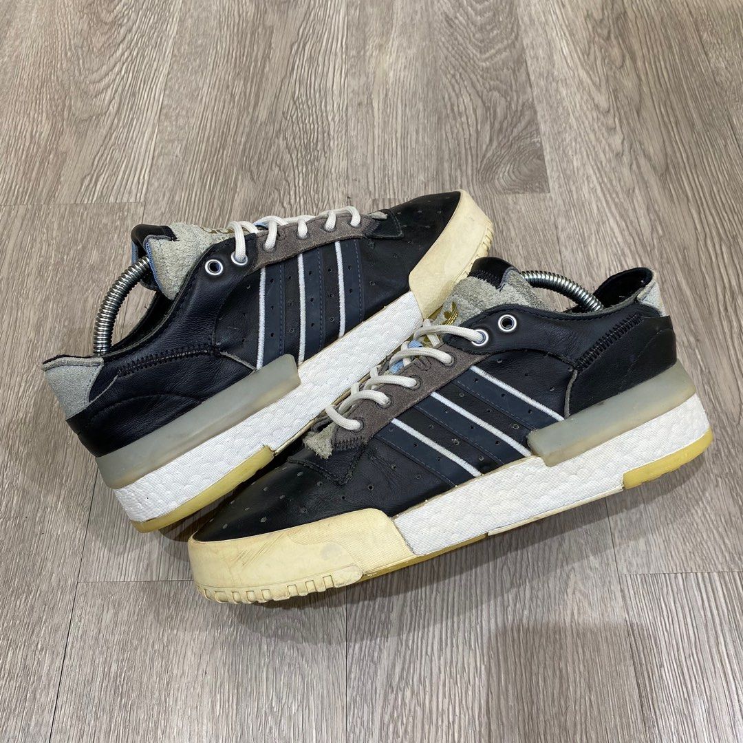 Adidas rivalry low 7.5uk a363 Men s Fashion Footwear