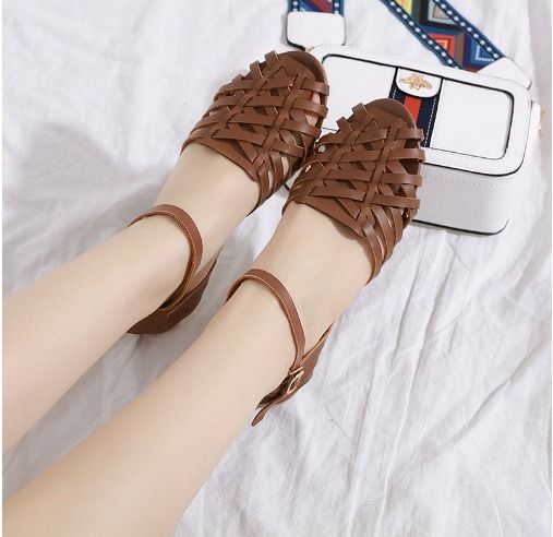Are gladiator sandals discount in style 218