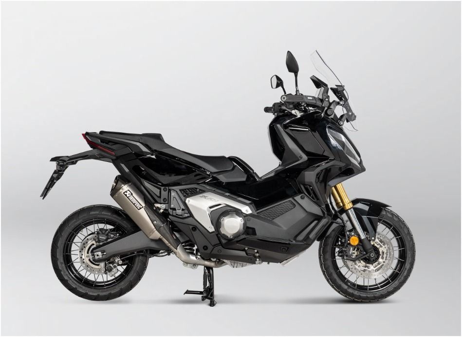 Akrapovic Exhaust Honda X-Adv 750 (INCL INSTALLATION