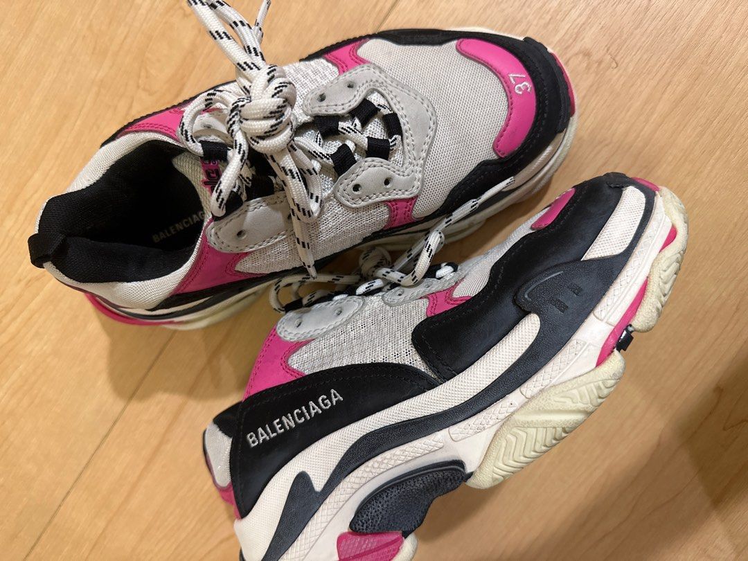 Balenciaga triple online s pink fake