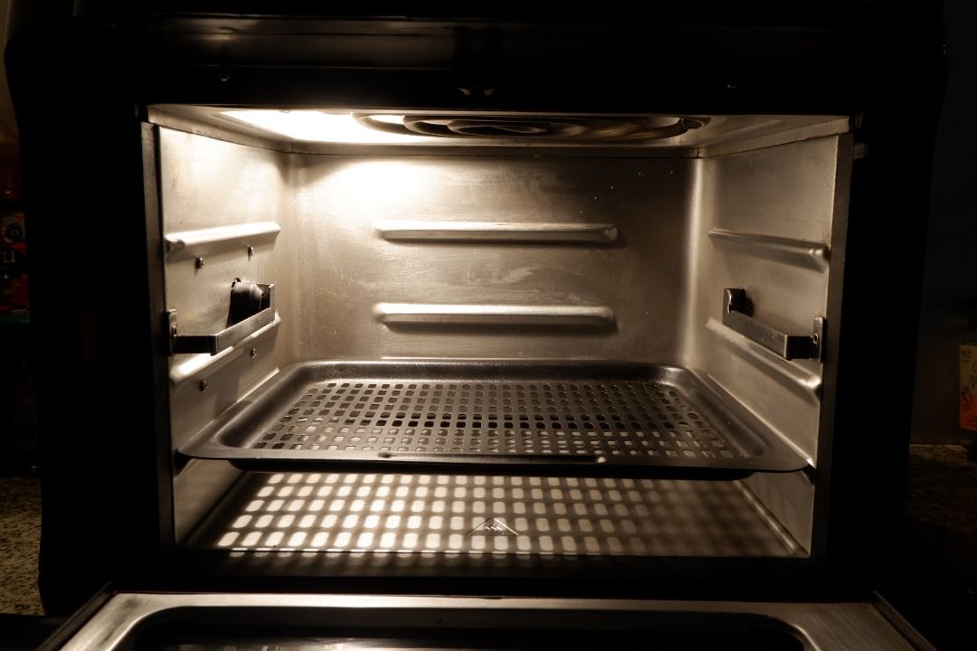 Baumann Living Multi Air Fryer XR with rotisserie, TV & Home Appliances