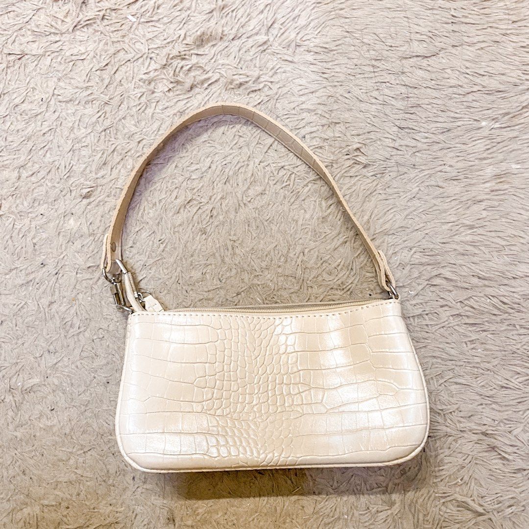 Baguette bag beige store