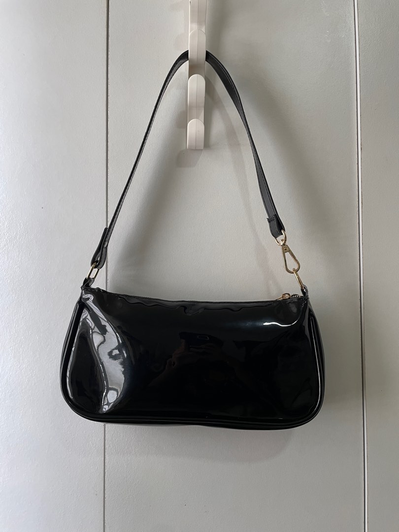 Black hotsell shiny handbag