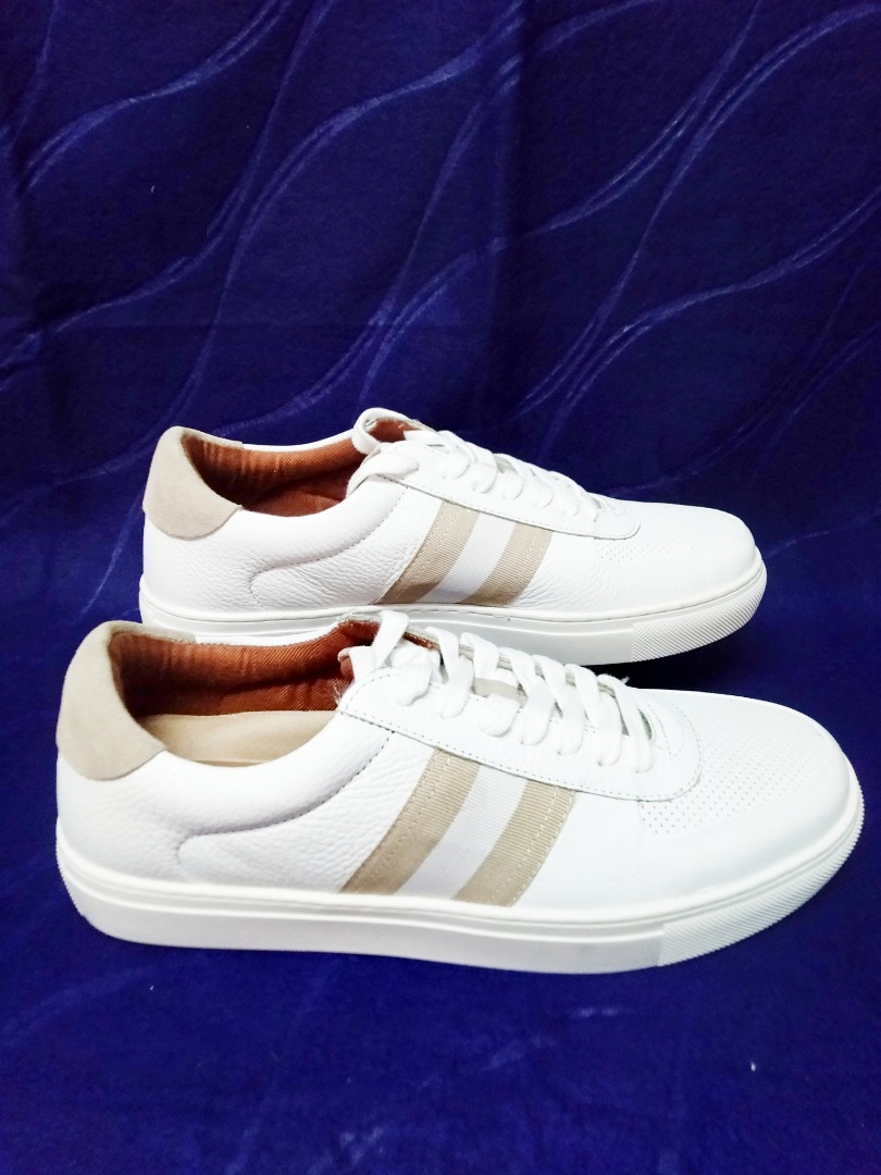 Vince camuto tennis clearance shoes