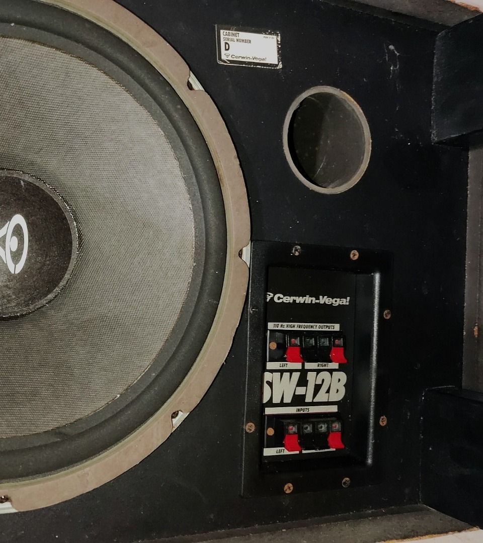 Cerwin Vega SW 12B 12