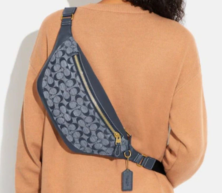 Cg waist clearance bag