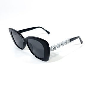 Pre-owned Chanel Woman Sunglass Square Sunglasses Ch5422b
