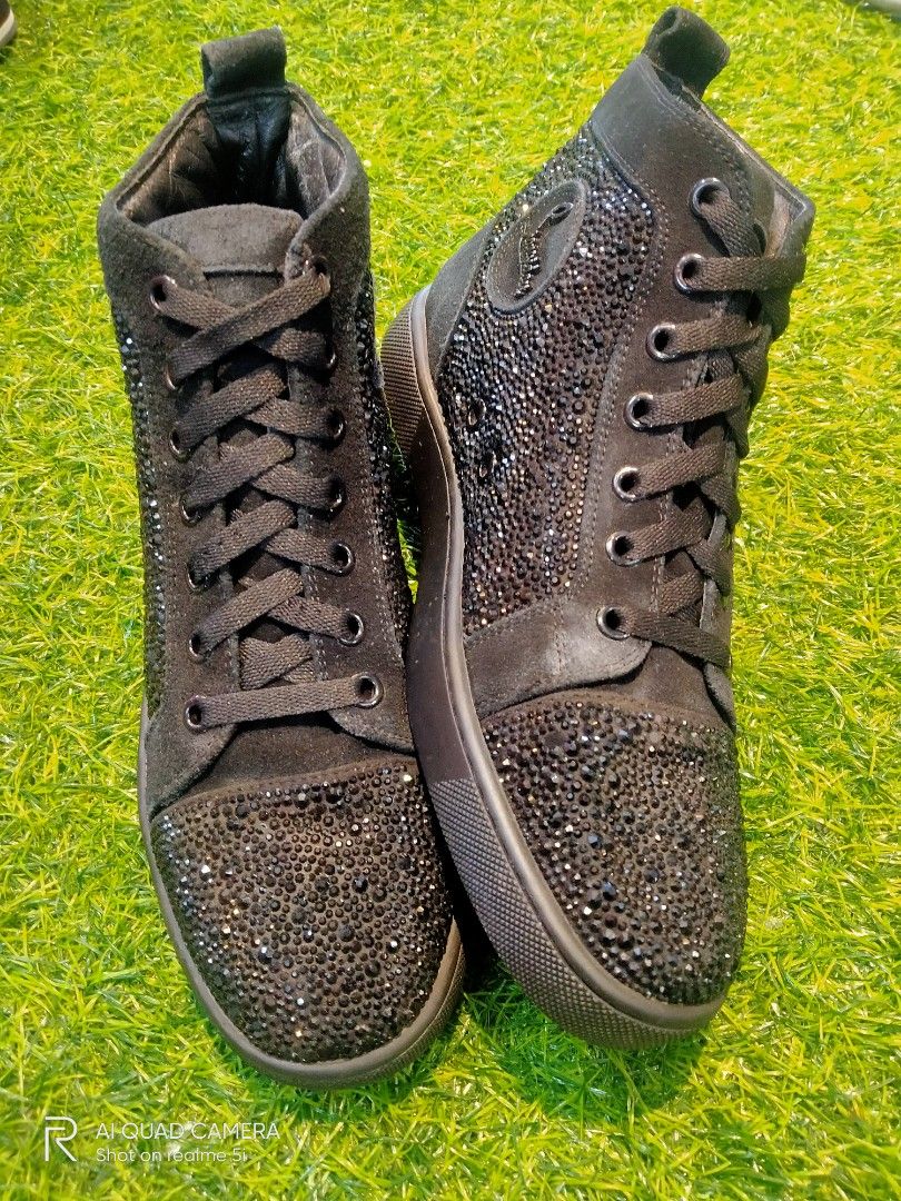 Used christian louboutin sneakers discount