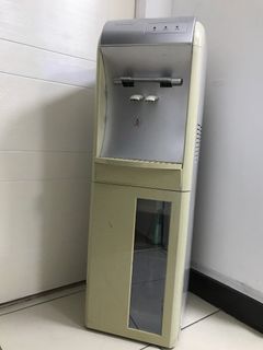 Cold Water Dispenser with cabinet for cup storage