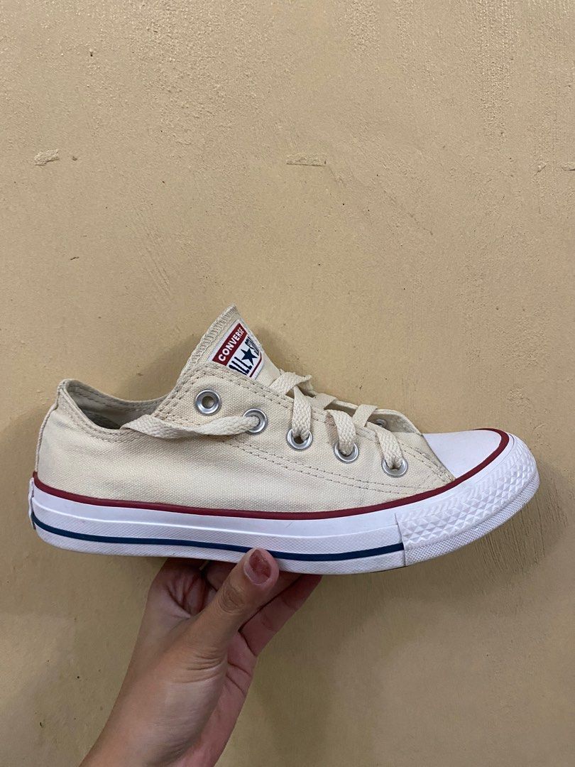 Cream low online top converse