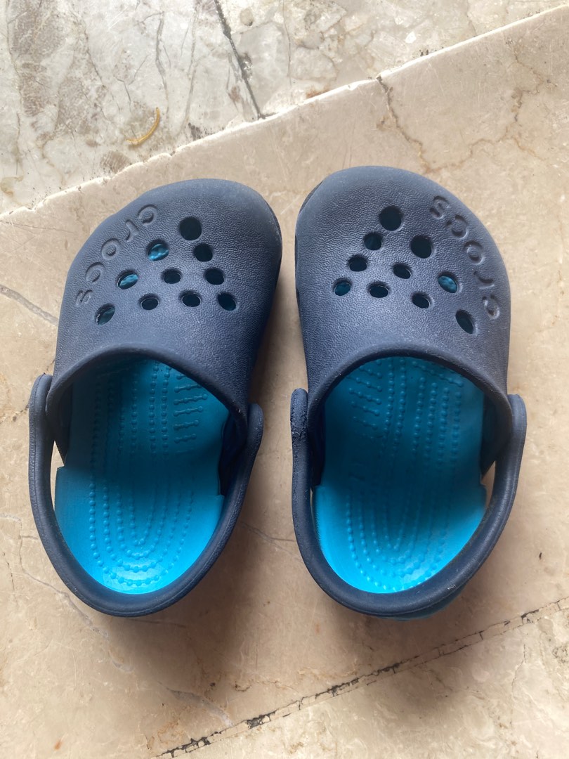 Crocs c5, Babies & Kids, Babies & Kids Fashion on Carousell
