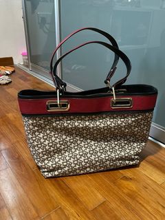 Cheap red handbags store