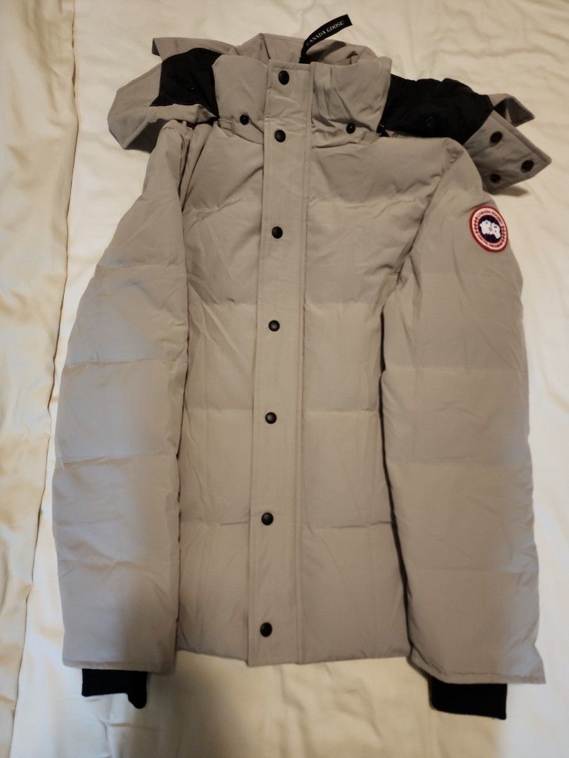 Down insulated hotsell parka
