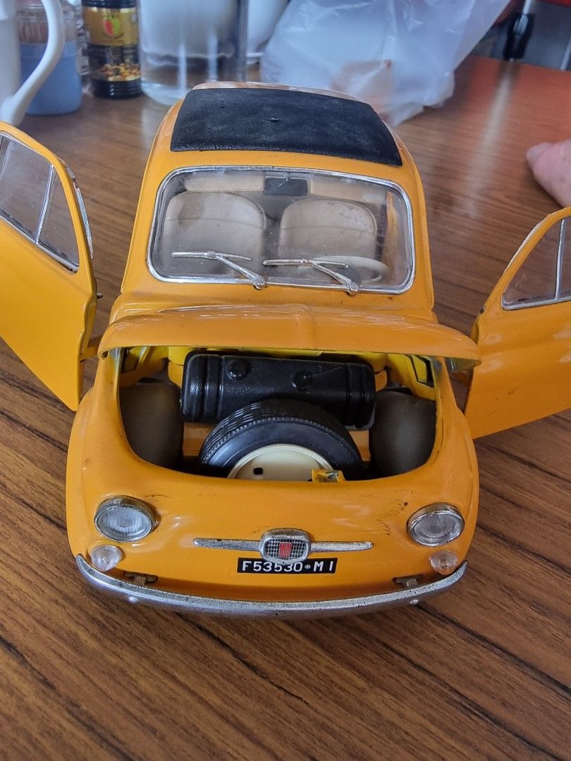 Fiat 500 L (1968) Diecast Model Car, Hobbies & Toys, Toys & Games