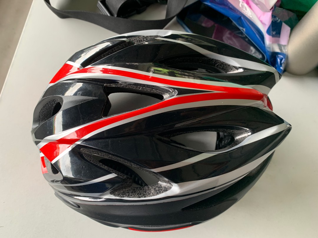 giant bicycle helmet