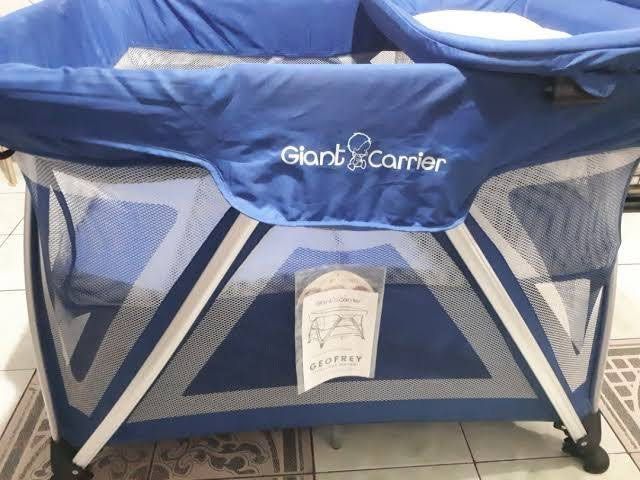 Giant carrier geofrey crib Blue Babies Kids Baby Nursery
