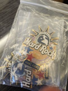 Hard Rock Cafe Pins-Hong Kong & Singapore City