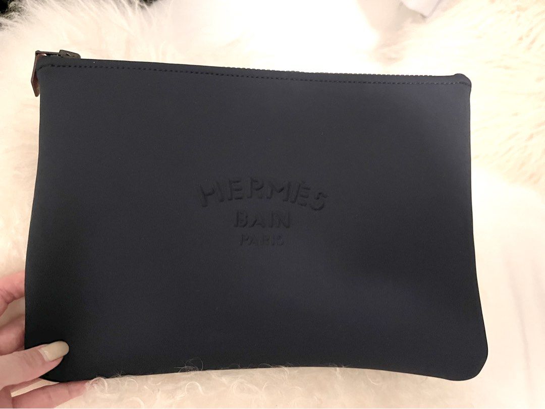 Hermes pouch small, 名牌, 手袋及銀包- Carousell