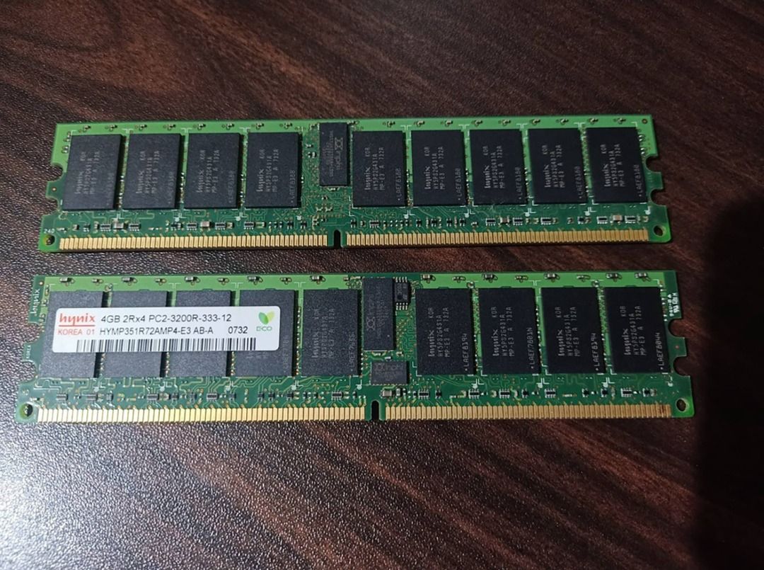 Hynix 4GB 2Rx4 PC2-3200R-333-12 ECC SDRAM RAM Server Memory Module (Category: Computer Parts) located in Manila. Submitted by unclevin29 (Listing ID 1240033939, Image 2). Description: Hynix 4GB 2Rx4 PC2-3200R-333-12 ECC SDRAM RAM Server Memory Module 300 each 20 pieces available.