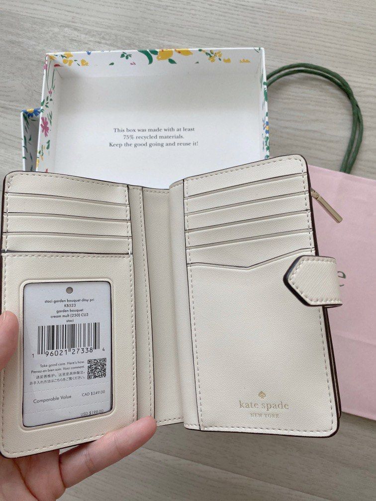 Kate spade best sale cream wallet