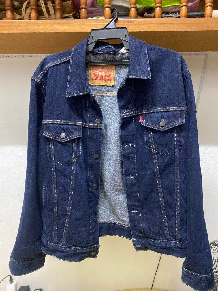 Jaket jeans Men s Fashion Activewear on Carousell