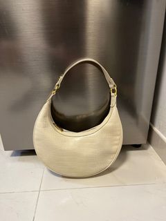 （分類：）位於 。 由 leungjade 提交（商品編號 1240047108，圖片 1）。簡介： 。