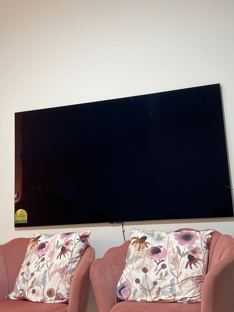 LG OLED TV Cracked screen, TV & Home Appliances, TV & Entertainment, TV