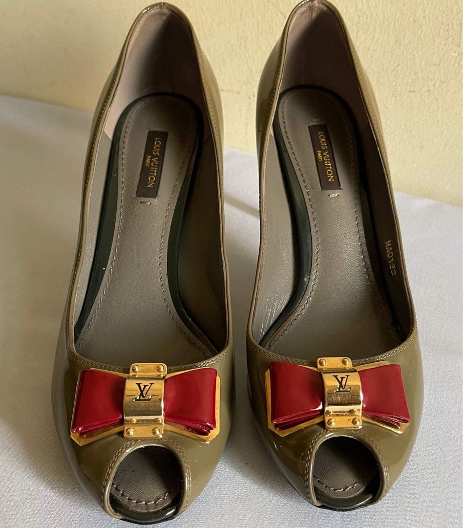 Louis Vuitton Mink High Gold Heel Stiletto 37.5 (US Size 7.5