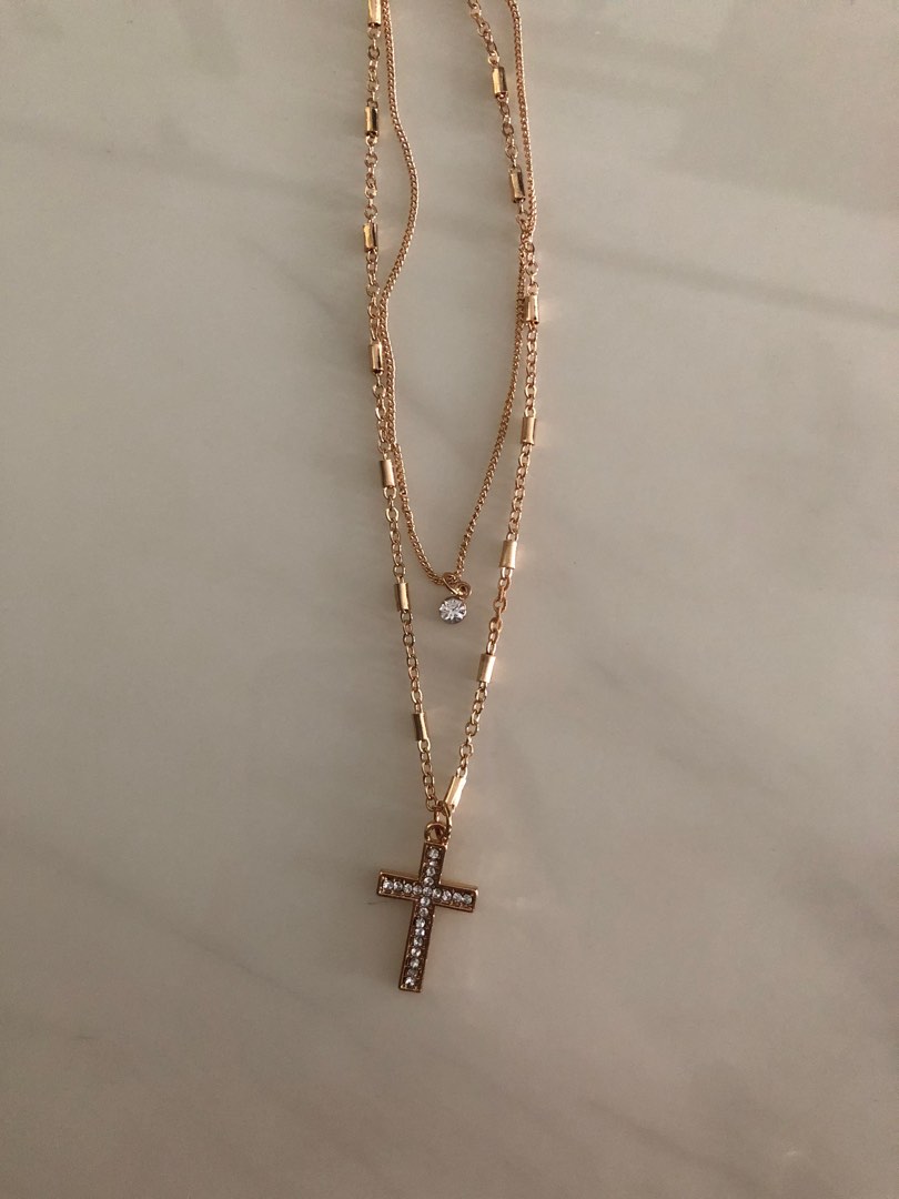 Lovisa Cross Gold Necklace, Women's Fashion, Jewelry & Organisers