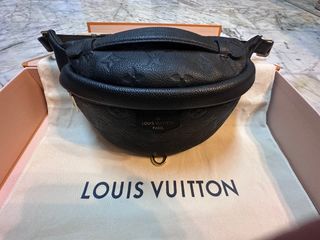 Louis Vuitton Campus Bumbag Black, Men's Fashion, Bags, Sling Bags on  Carousell