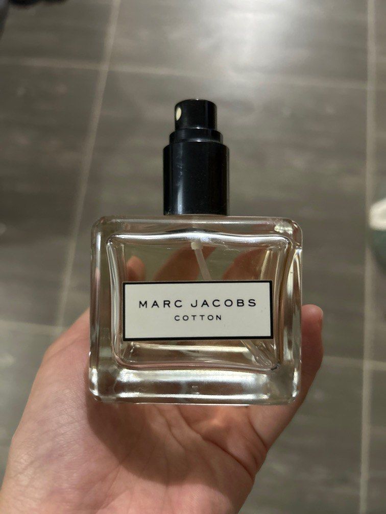 Cotton marc jacobs perfume shop