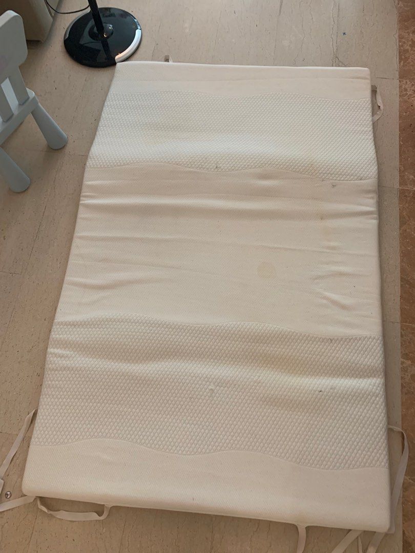 Need to get rid of Mattress topper memory foam, Furniture & Home Living, Furniture, Bed Frames