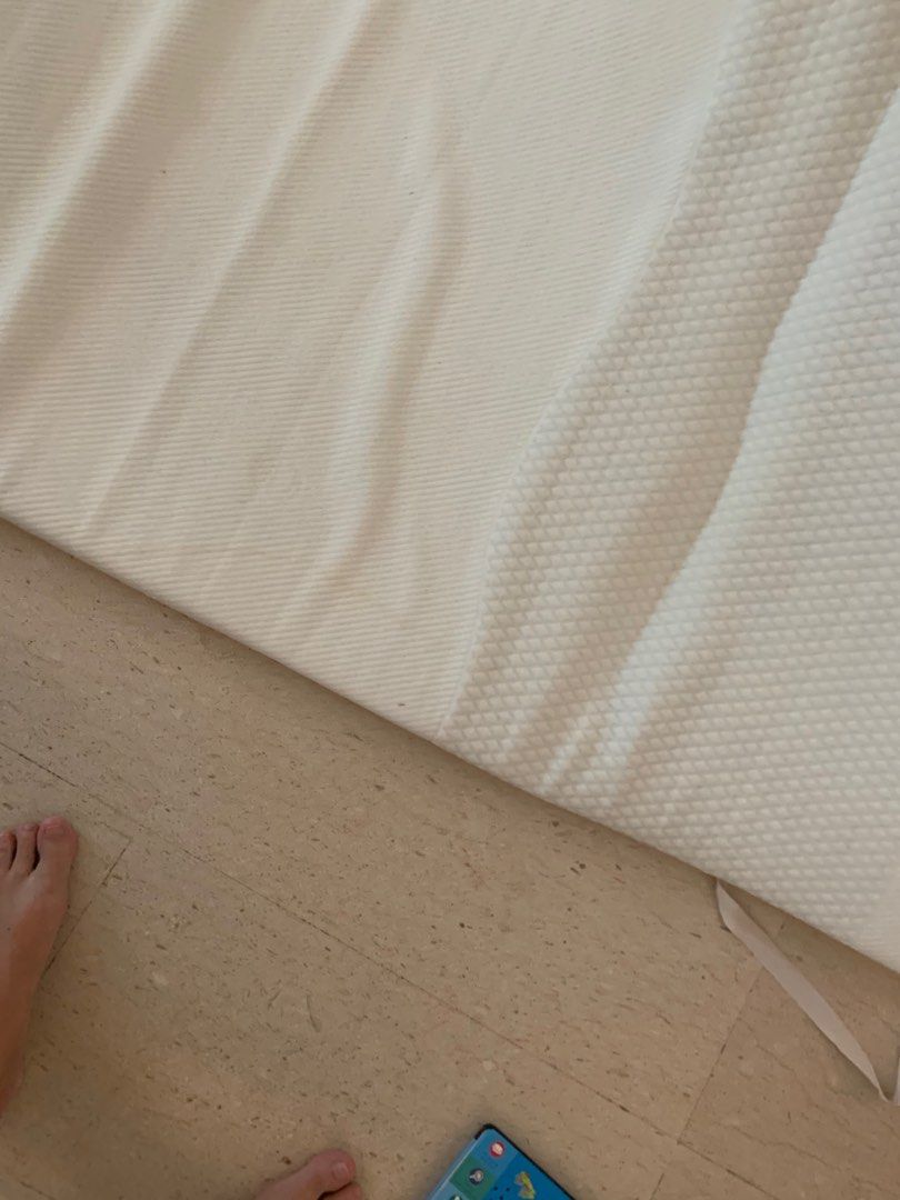 Need to get rid of Mattress topper memory foam, Furniture & Home Living, Furniture, Bed Frames