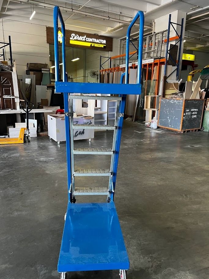 Mobile Platform / Mobile Ladder / Mobile Staircase / Used mobile ladder ...
