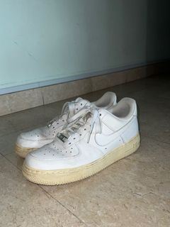 Louis Vuitton x Nike Virgil Abloh White Red Air Force 1 Low, Women's  Fashion, Footwear, Sneakers on Carousell