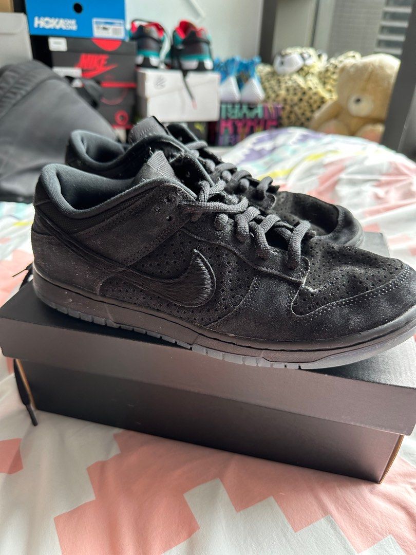 Nike Dunk Low undefeated 5 on it black, 男裝, 鞋, 波鞋- Carousell