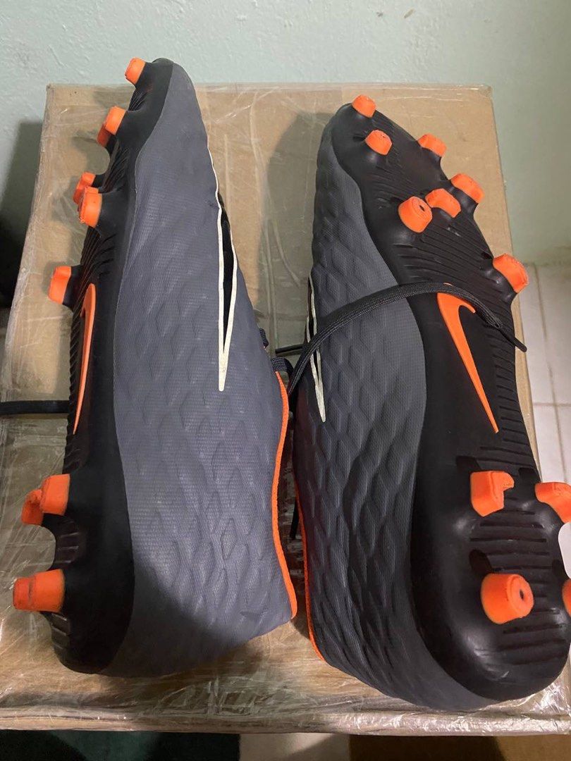 Nike HyperVenom Men s Fashion Footwear Boots on Carousell