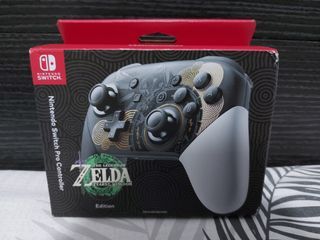 Nintendo Switch Pro Controller Zelda