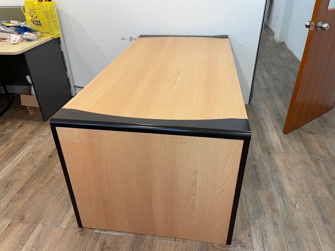 Office table for sell, 6x3 feet, Furniture & Home Living, Furniture