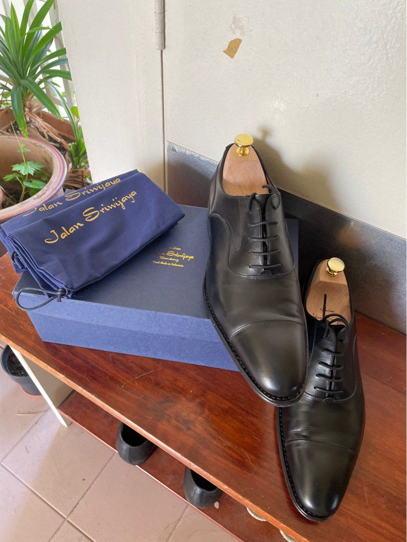 Jalan Sriwijaya Oxford Cap Toe (98654) - black Leather Dress Shoe including  shoe tree and bag