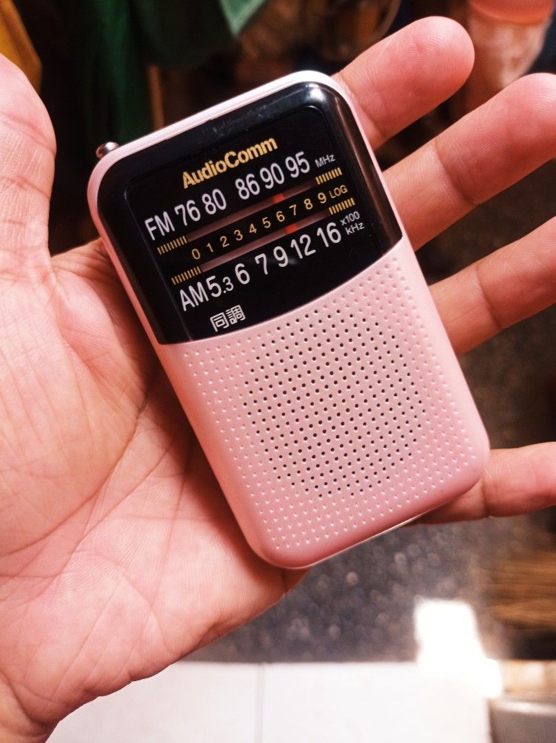 Pocket PiNK Radio AM FM Audiocomm Japan on Carousell