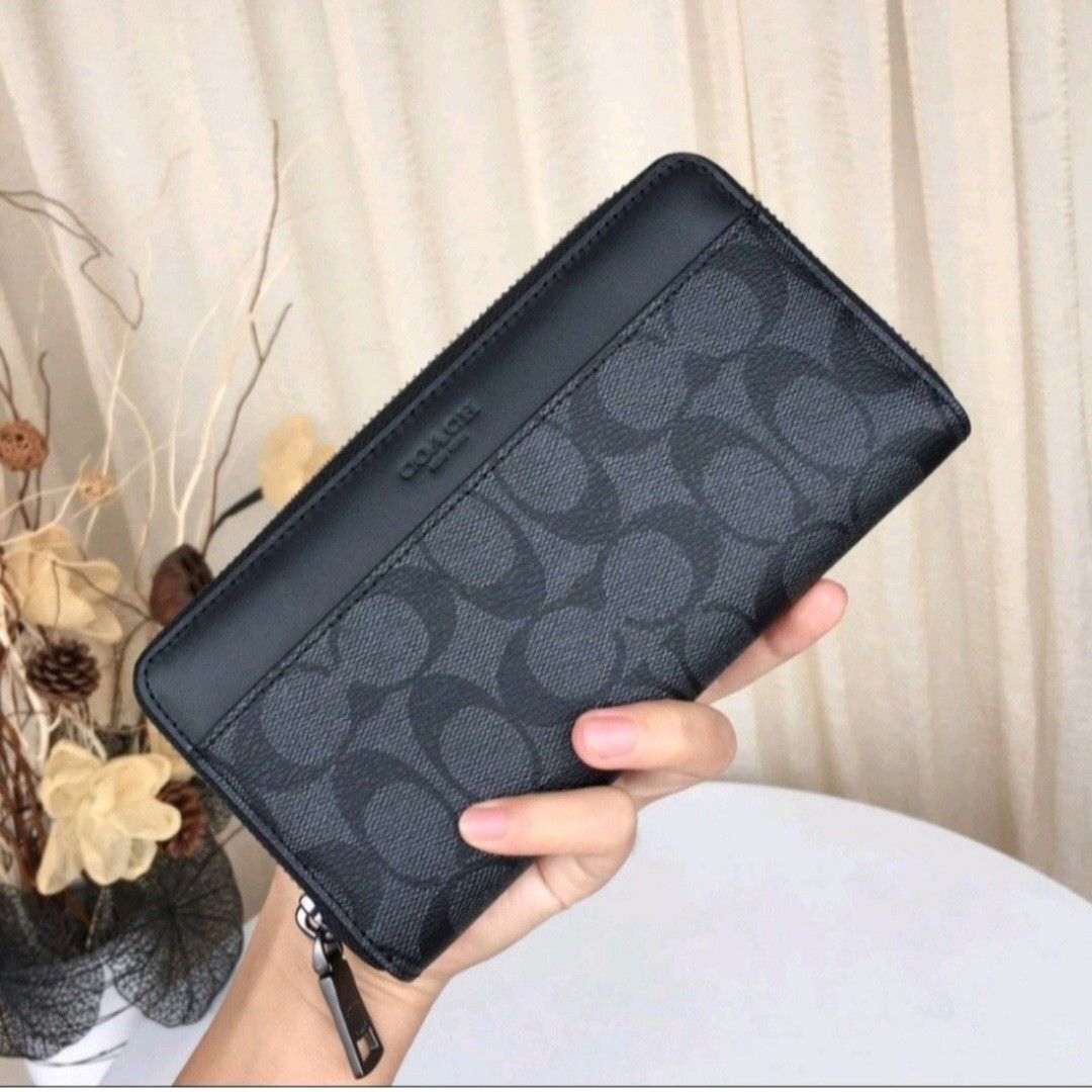 Mens coach wallet with zipper 2025