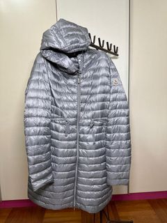 (Category: ) located in . Submitted by hautecouturex (Listing ID 1239927163, Image 1). Description: .
