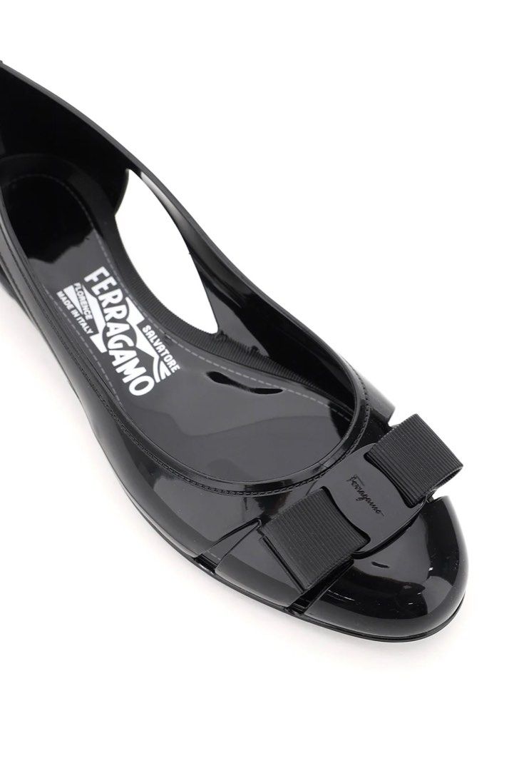 Jelly ballerina discount flat salvatore ferragamo